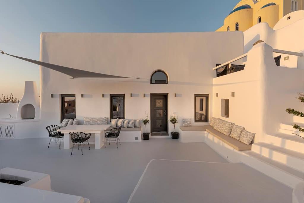 Aleanna Traditional Villa Fira Exteriér fotografie
